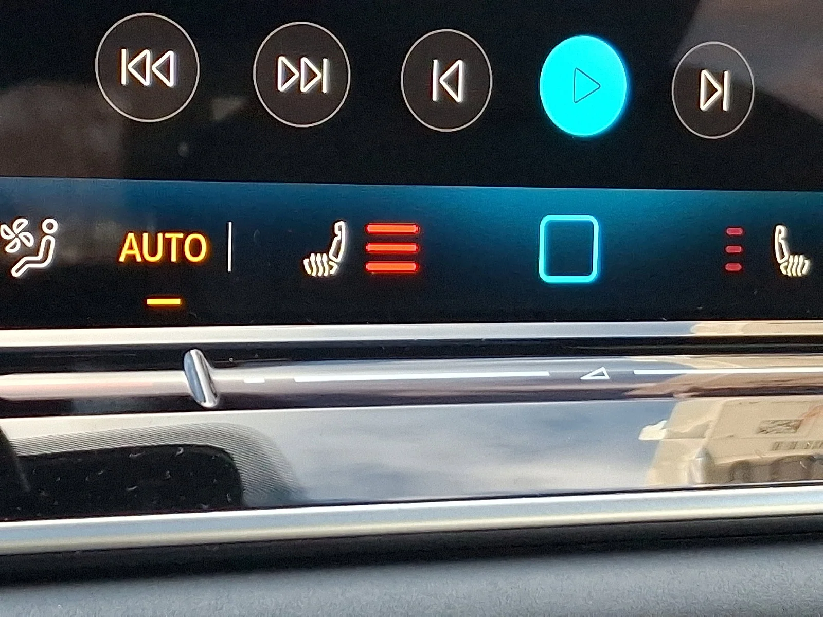 2026 Volkswagen Tiguan SE R-LINE BLACK - Photo 19