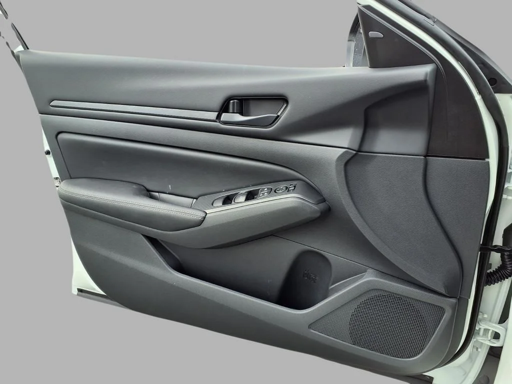 New 2026 Pearl White TriCoat Nissan SV image 19