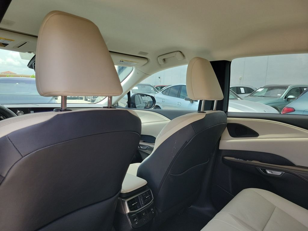 Used 2024 Black Lexus 350 image 14