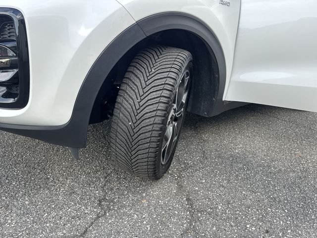 Used 2020 White Kia SX image 34