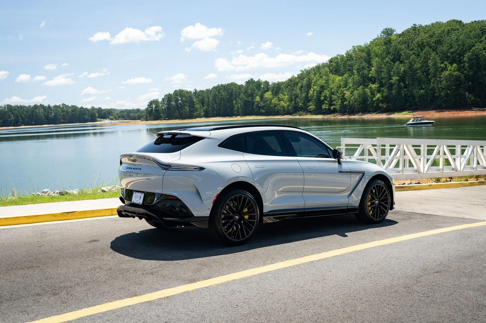 Used 2023 Silver Aston Martin 707 image 27