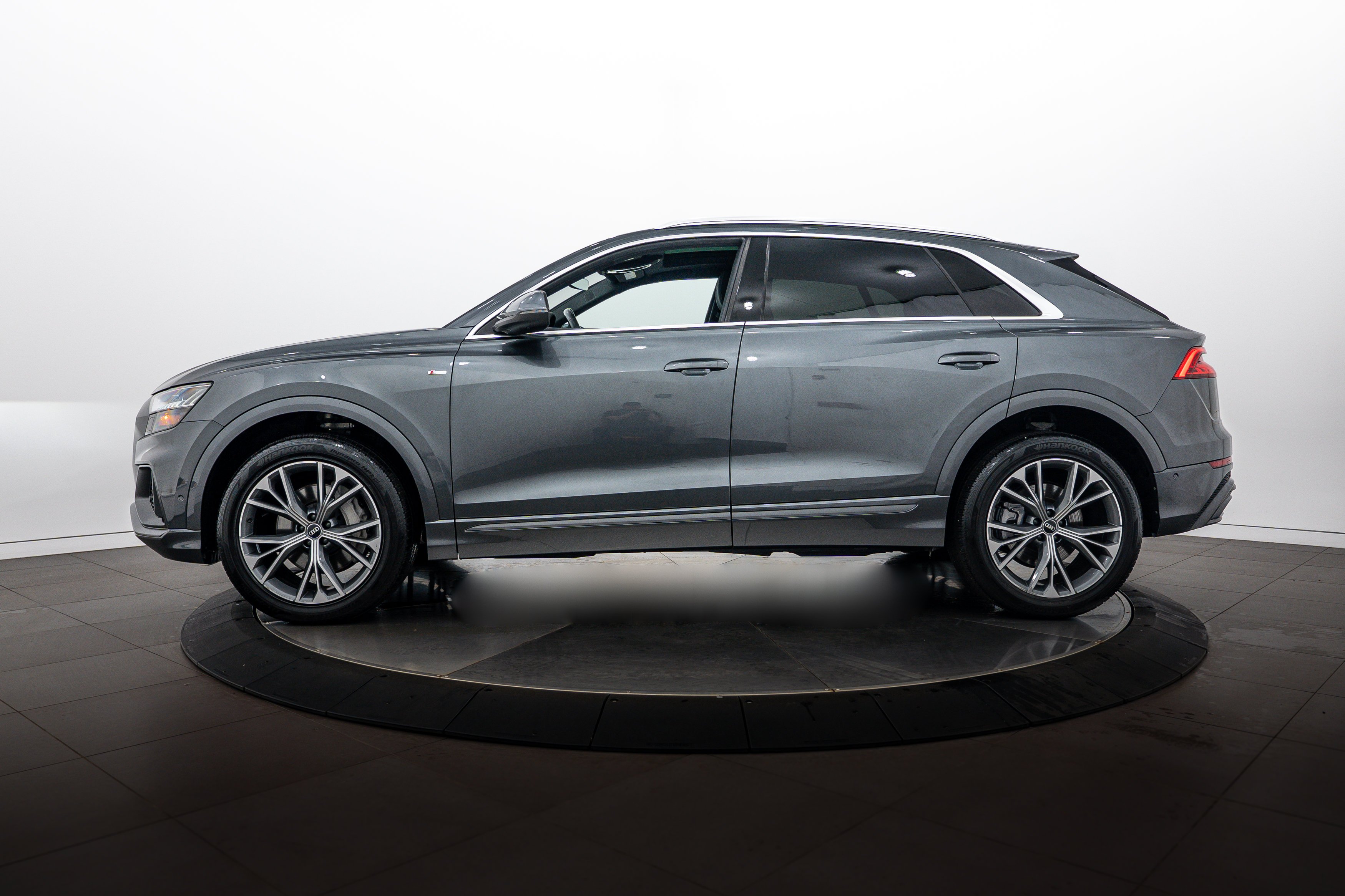 Used 2021 Daytona Gray Pearl Effect Audi Premium Plus image 6