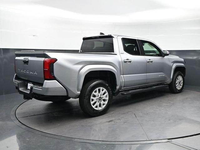 Used 2025 Silver Toyota SR5 image 5