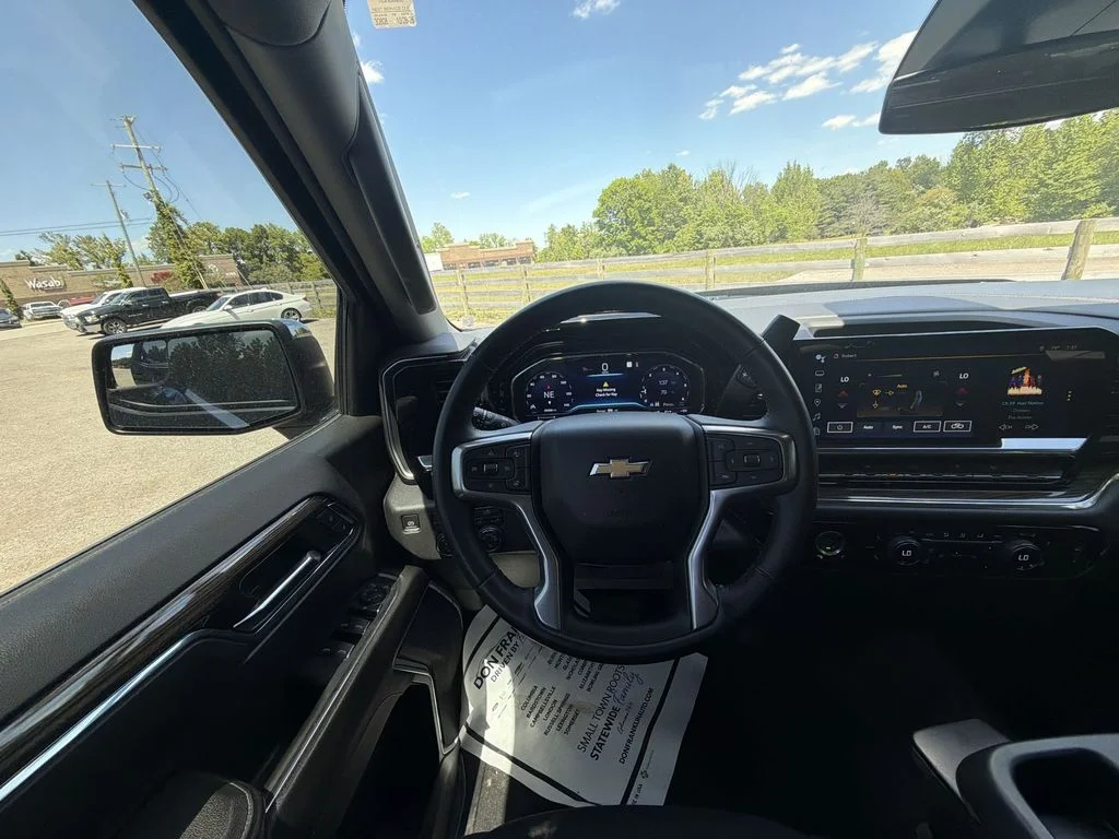 Used 2023 Gray Chevrolet LT image 14