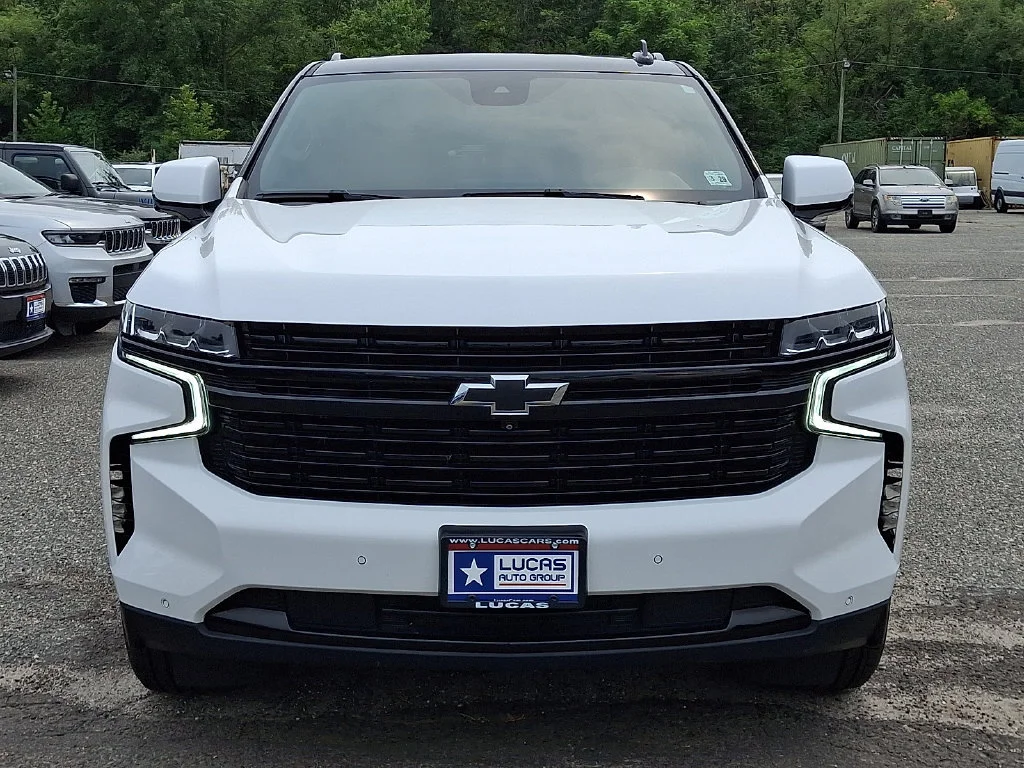Used 2024 Summit White Chevrolet RST image 4