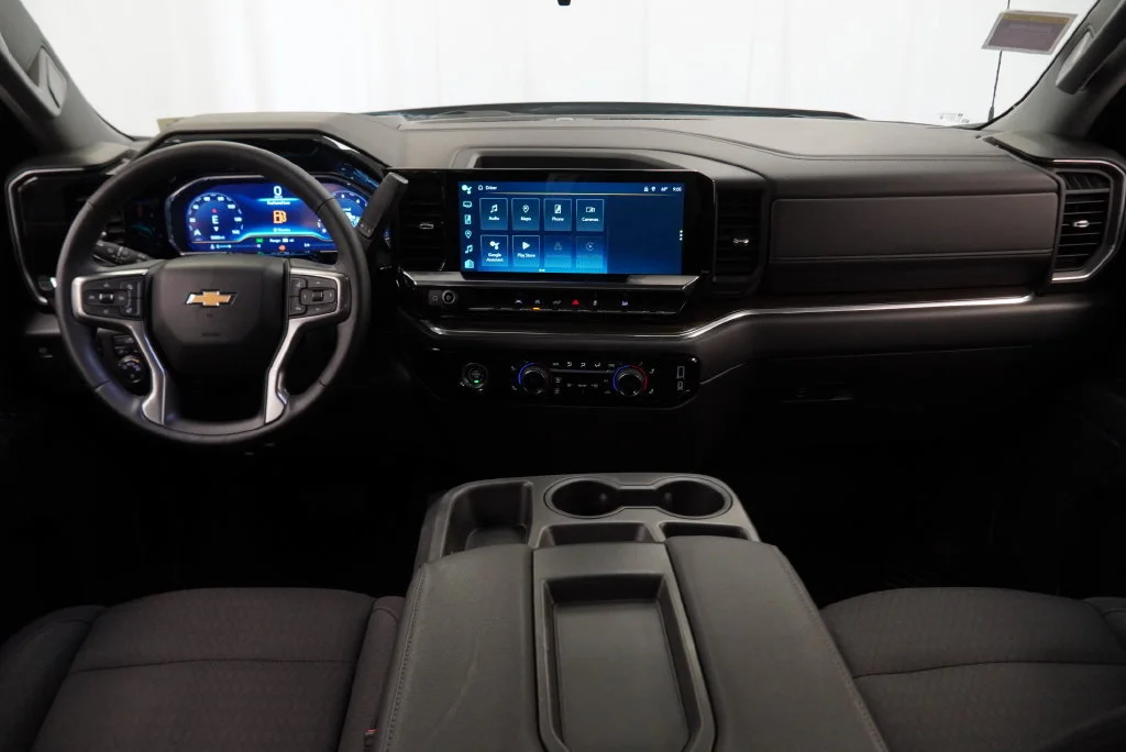 Used 2023 STERLING GRAY METALLIC Chevrolet LT image 3