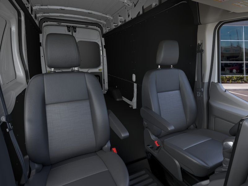 New 2026 Oxford White Ford Base image 25
