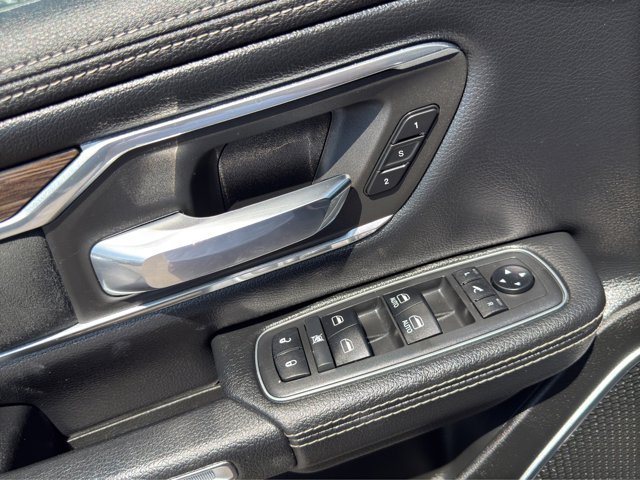 Used 2019 Maximum Steel Metallic Clearcoat Ram Laramie image 12