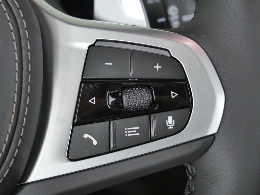New 2027 Dravit Grey Metallic BMW xDrive40i image 43