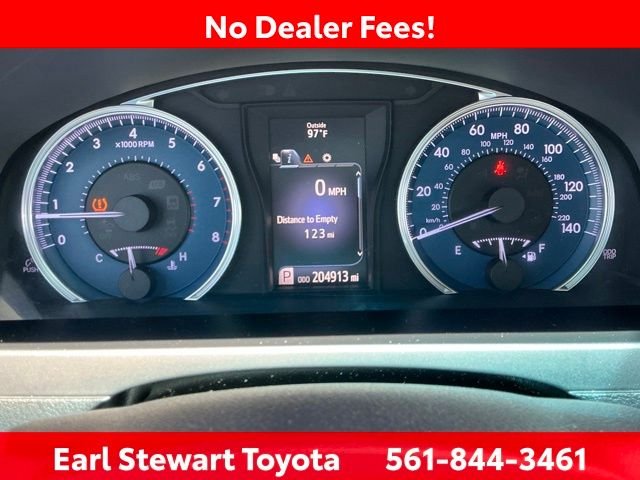 Used 2017 Silver Toyota LE image 37
