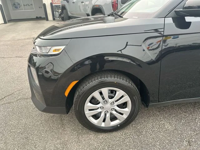 Used 2022 Black Kia LX image 20