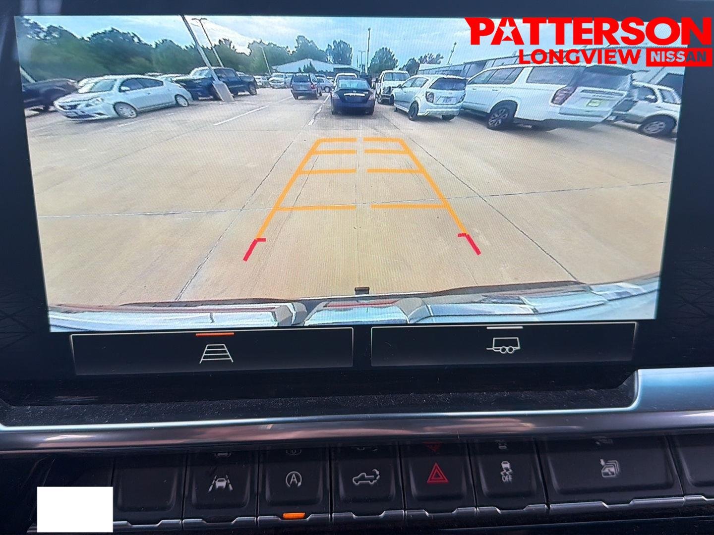 Used 2025 Summit White GMC SLT image 5