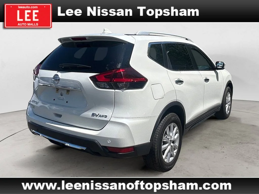 Used 2019 Pearl White Tricoat Nissan SV image 6