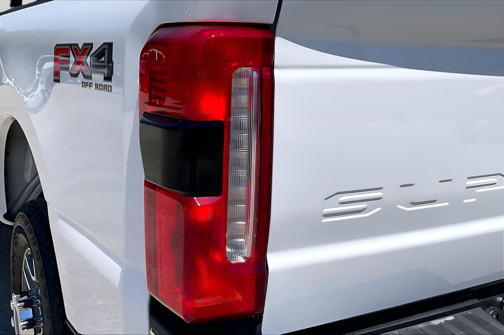 New 2026 Oxford White Ford Lariat image 19