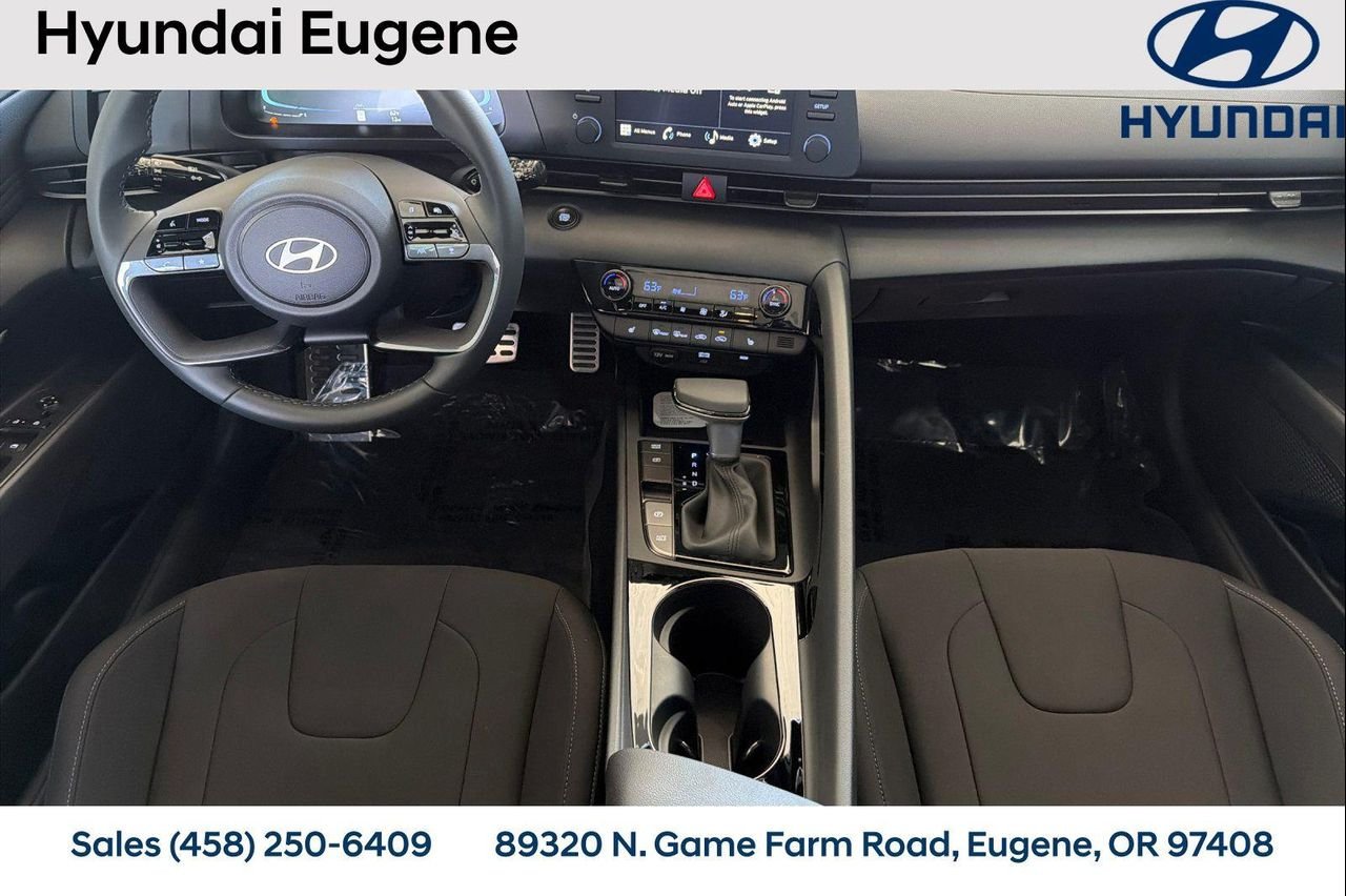 New 2026 White Hyundai SEL Sport Premium image 15