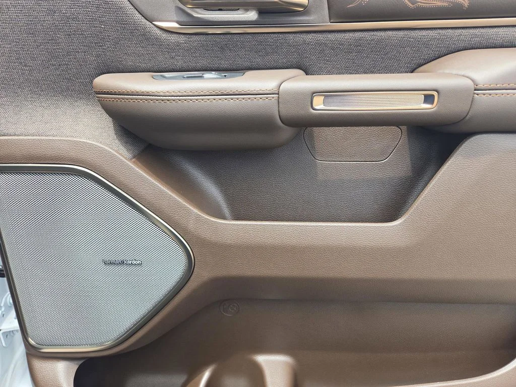 2026 RAM 1500 Limited Longhorn - Photo 40