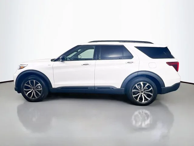 2023 Ford Explorer ST-LINE - Photo 6