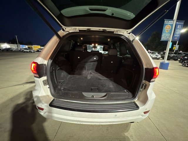Used 2018 White/off-white Jeep Altitude image 22