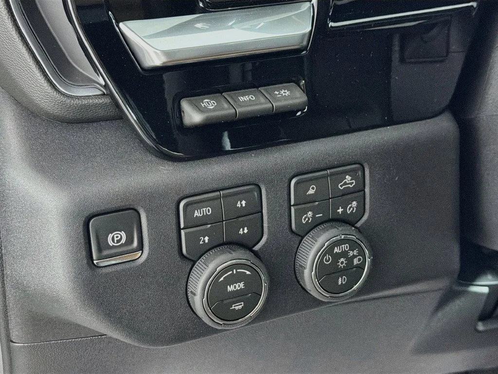 2026 Chevrolet Silverado 2500 HD High Country - Photo 11