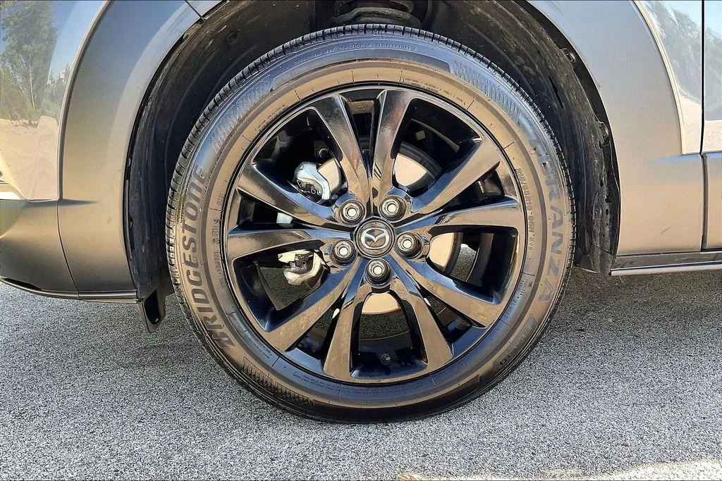 Certified Used 2024 Gray Mazda 2.5 S Carbon Edition image 9