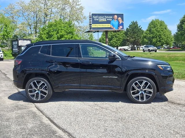 Certified Used 2025 Black Jeep Limited image 7