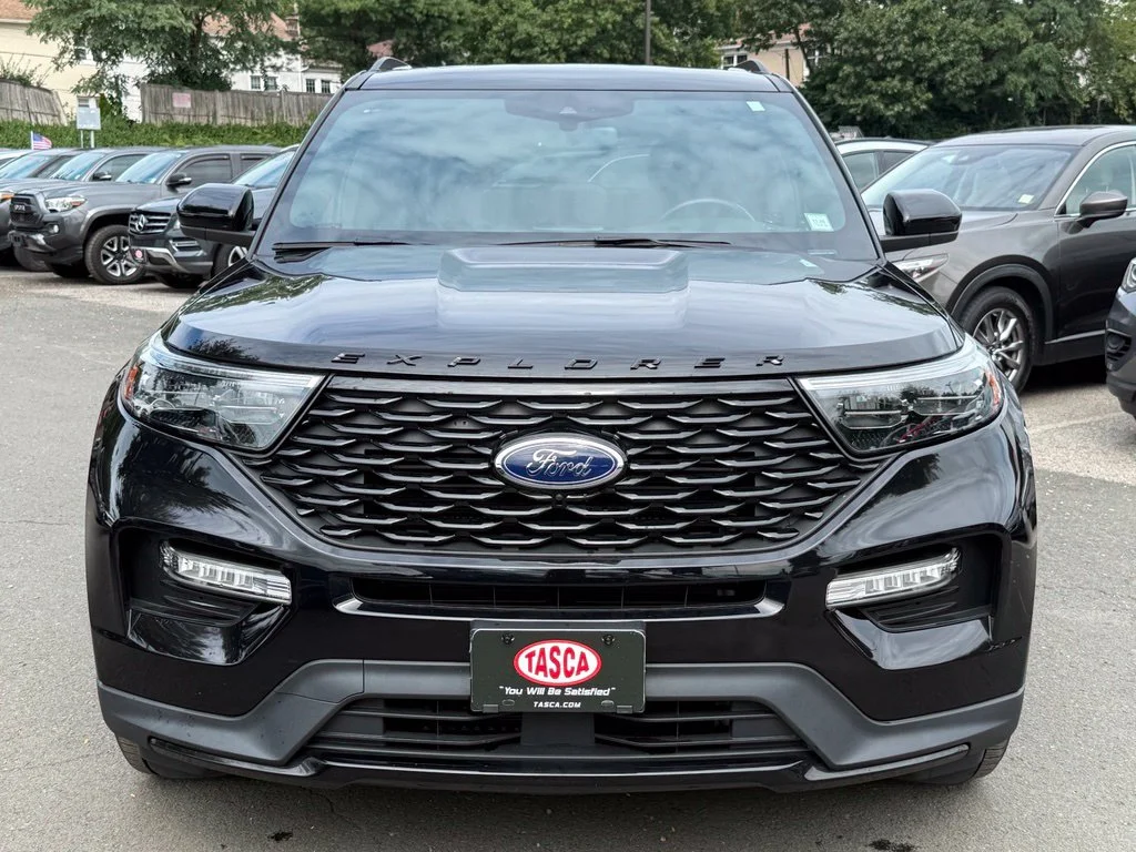 Certified Used 2023 Agate Black Metallic Ford ST-Line image 3