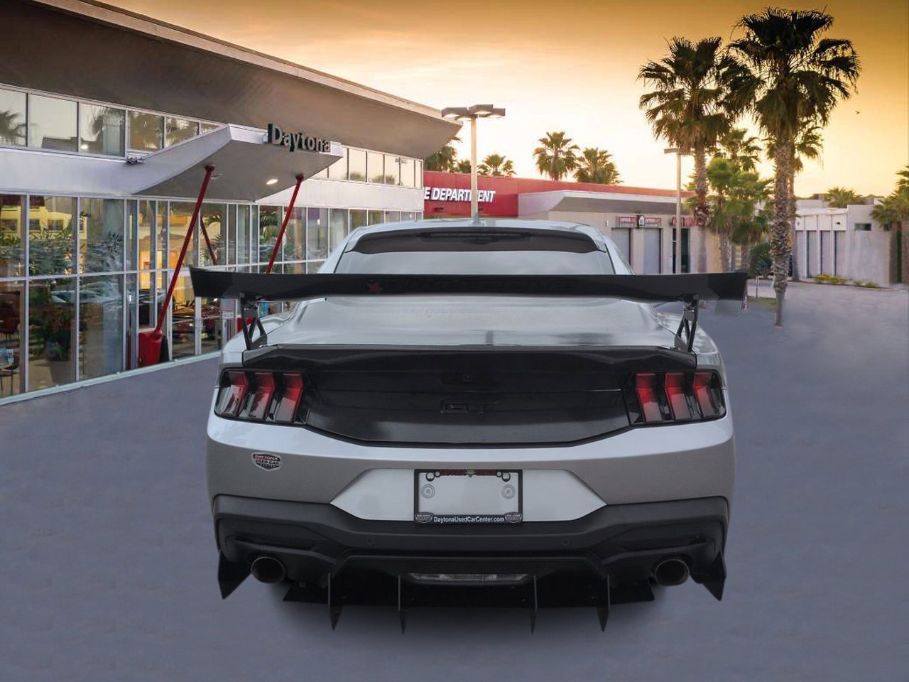 Used 2024 Silver Metallic Ford GT Premium image 4