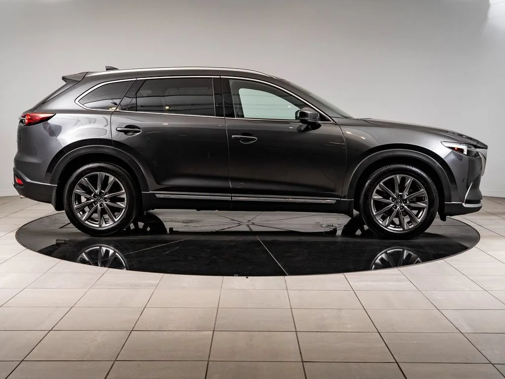 Used 2020 Machine Gray Metallic Mazda Signature image 11