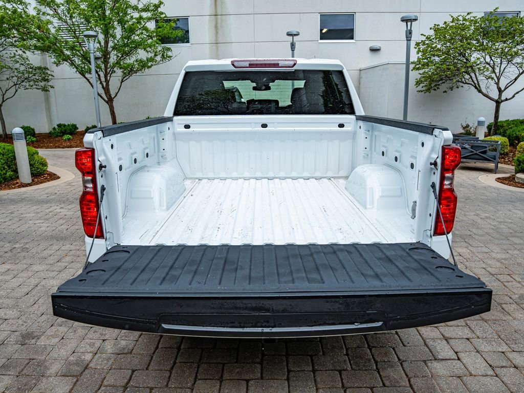 Used 2023 Summit White Chevrolet LT image 36