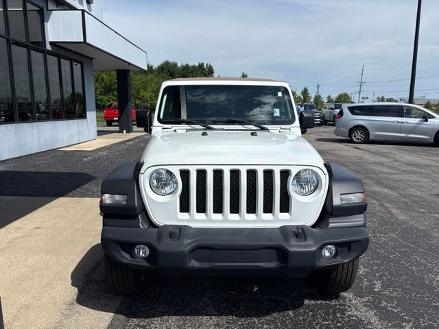Used 2022 White Jeep Unlimited Sport S image 9