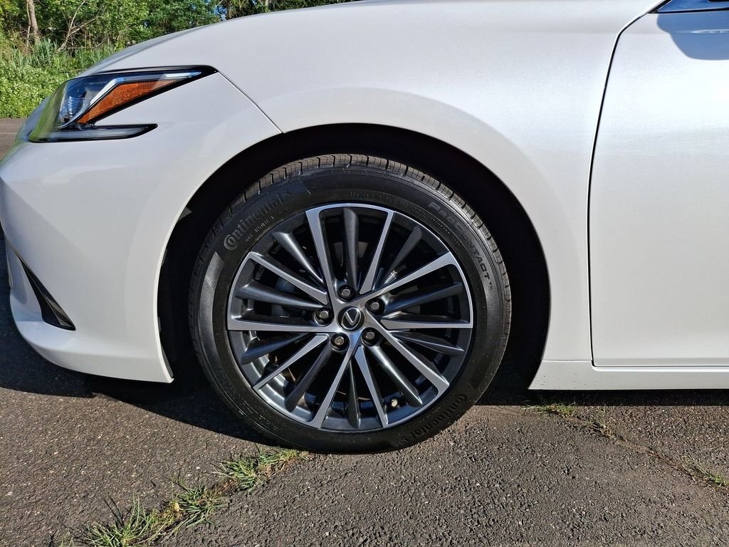 Certified Used 2023 White Lexus 350 image 19