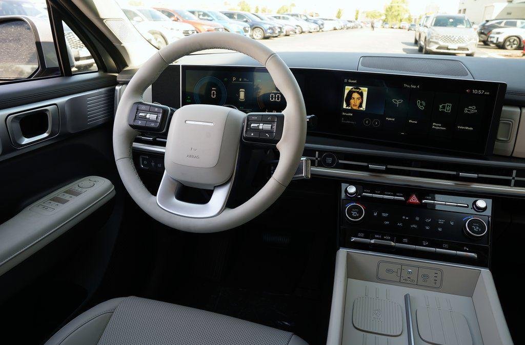 New 2026 Shimmering Silver Hyundai SEL image 12
