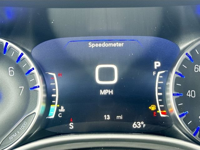 2026 Chrysler Pacifica Select - Photo 12