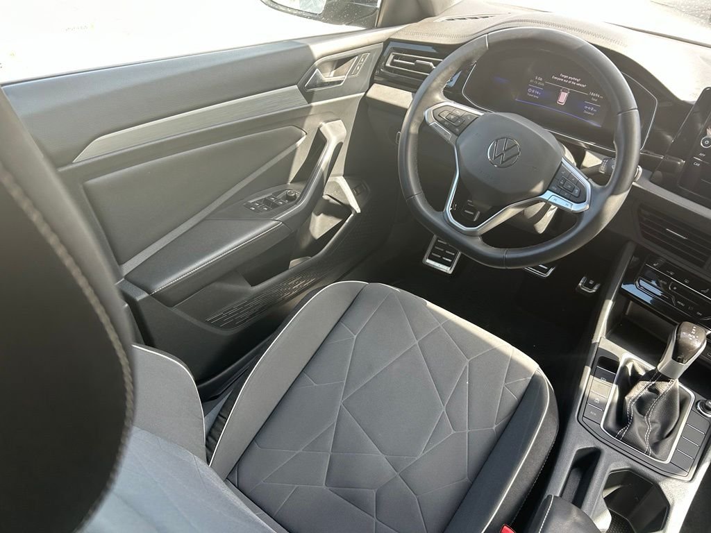 Certified Used 2025 White Volkswagen 1.5T Sport image 9