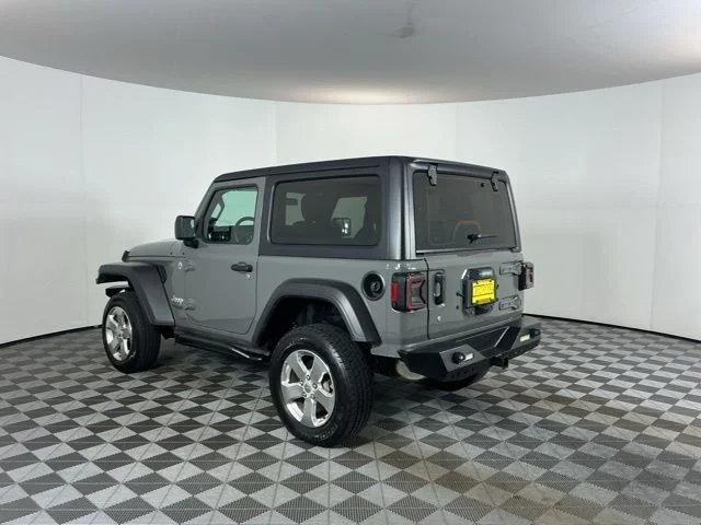 Used 2019  Jeep Sport image 7
