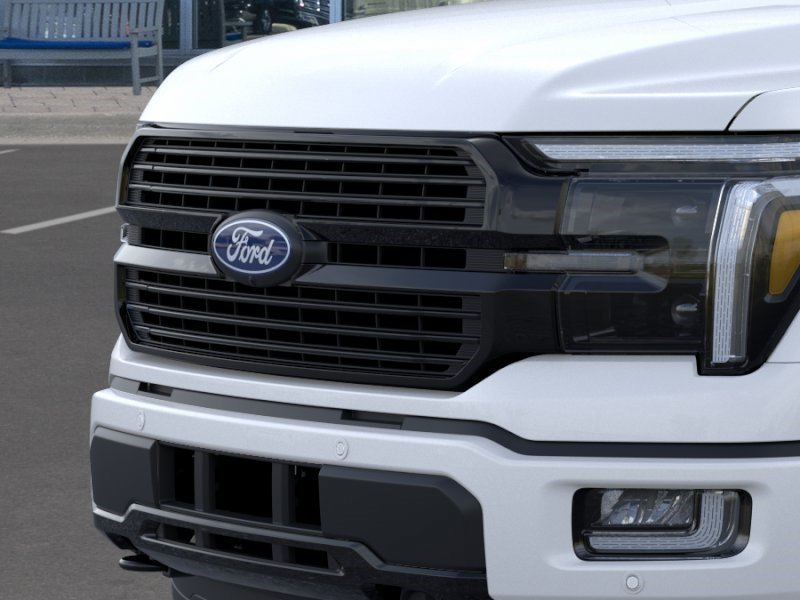 New 2026 Star White Metallic Tri-Coat Ford Platinum image 23