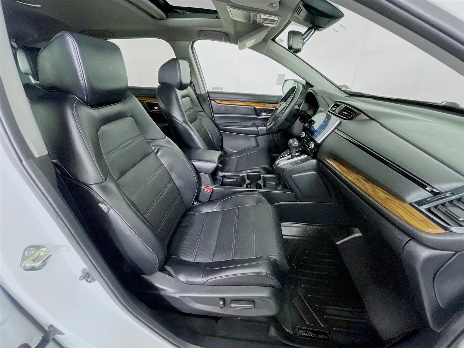Used 2019 Platinum White Pearl Honda EX-L image 30