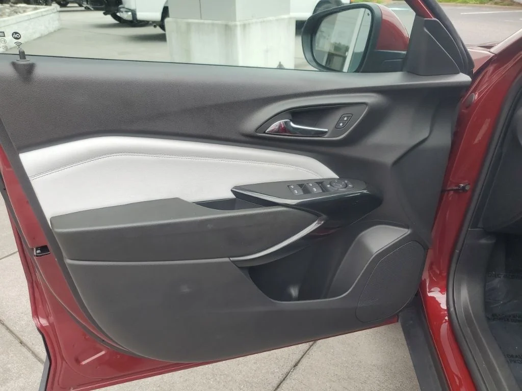 Used 2025 Red Chevrolet LT image 16