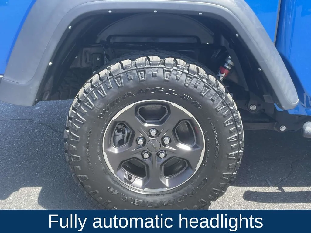 Certified Used 2021 Blue Jeep Rubicon image 15