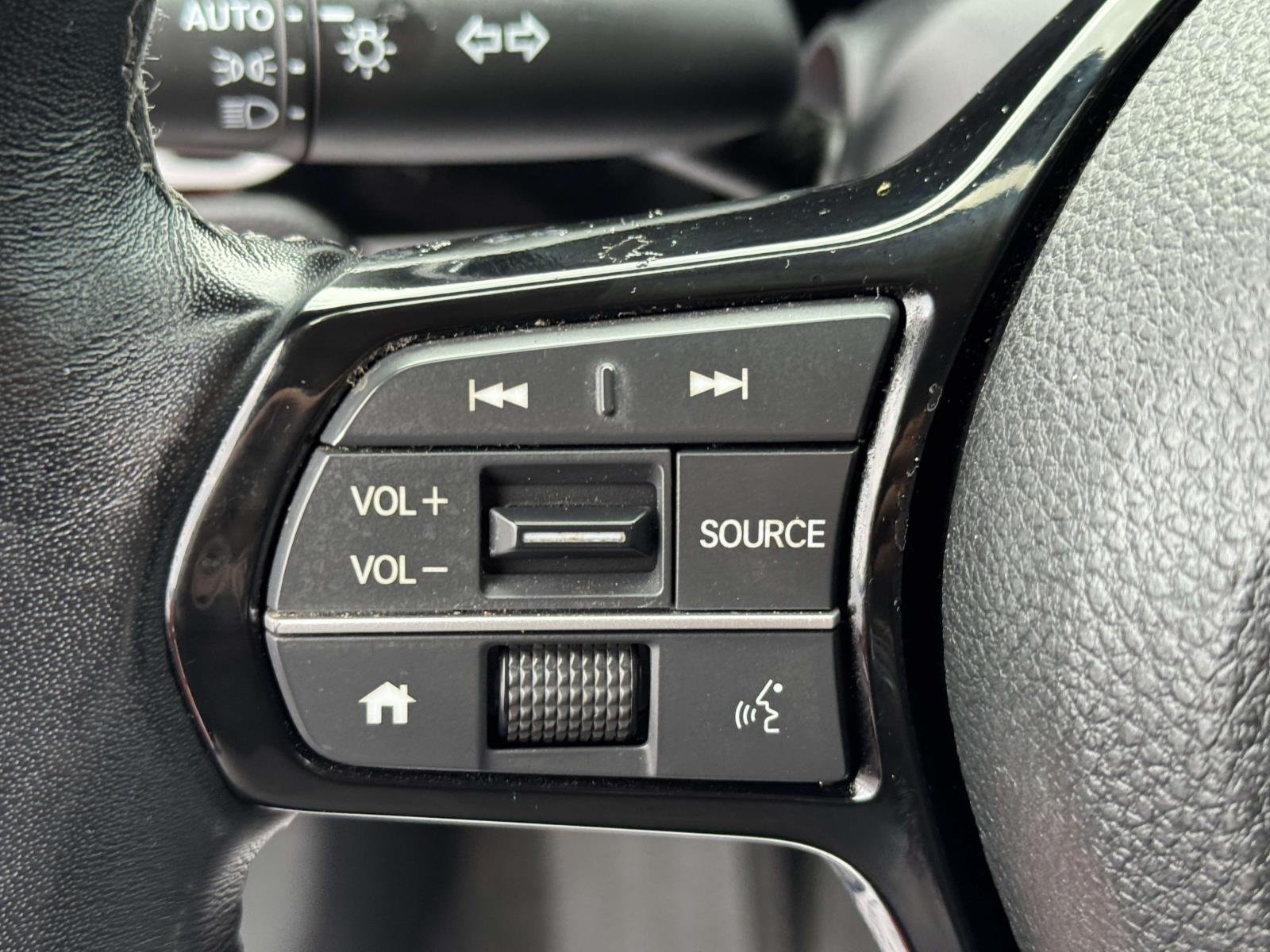 Used 2024  Honda EX-L image 20