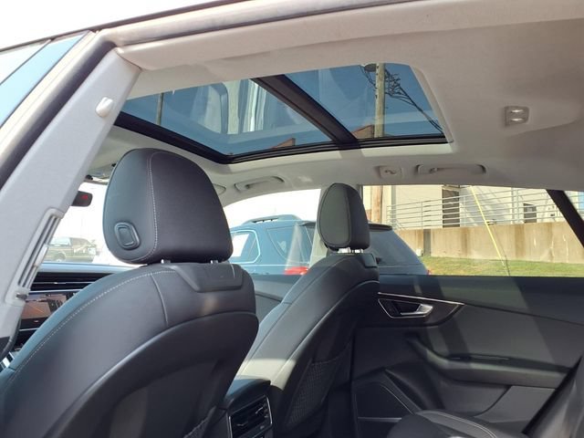 Used 2019  Audi Premium Plus image 16