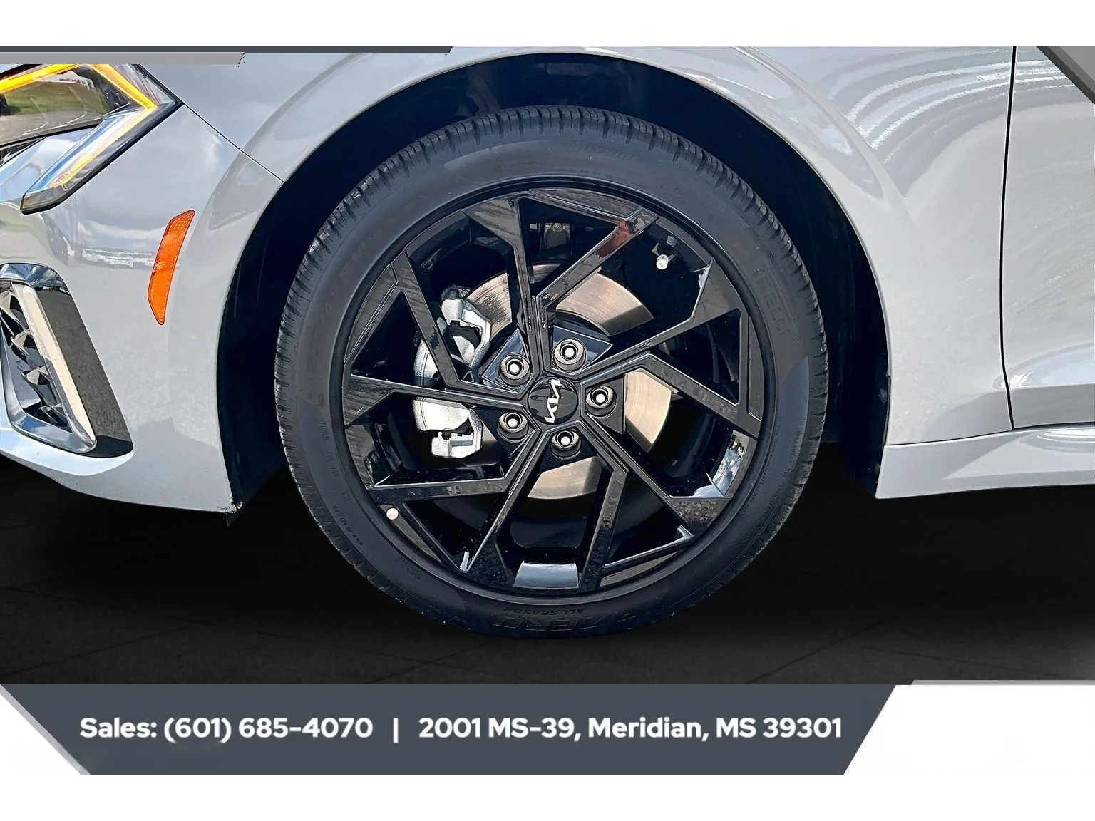 Used 2026 Wolf Gray Kia GT-Line image 7