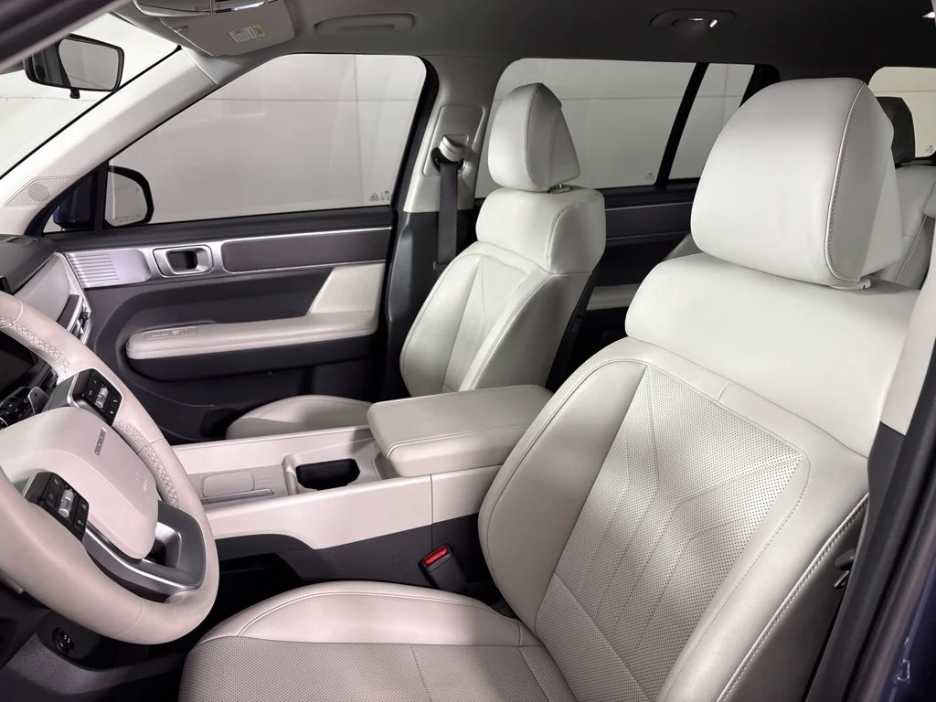 Used 2025 Blue Hyundai SEL image 27