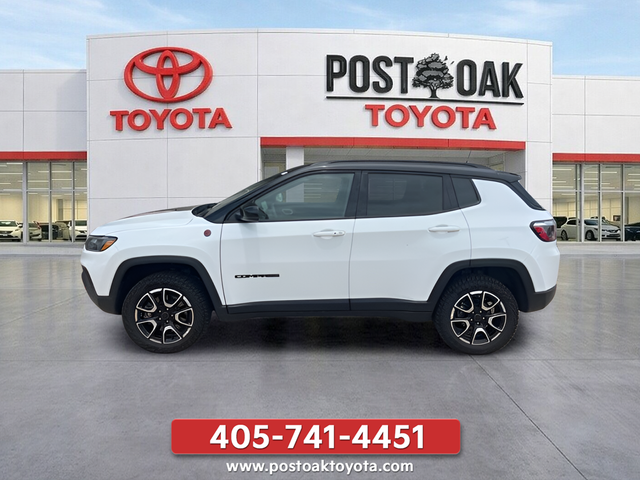 2025 Jeep Compass Trailhawk - Photo 4