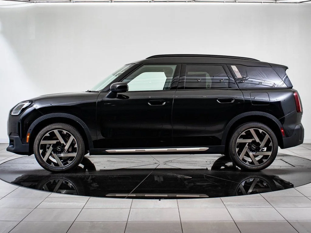 Used 2026 Midnight Black MINI  image 6