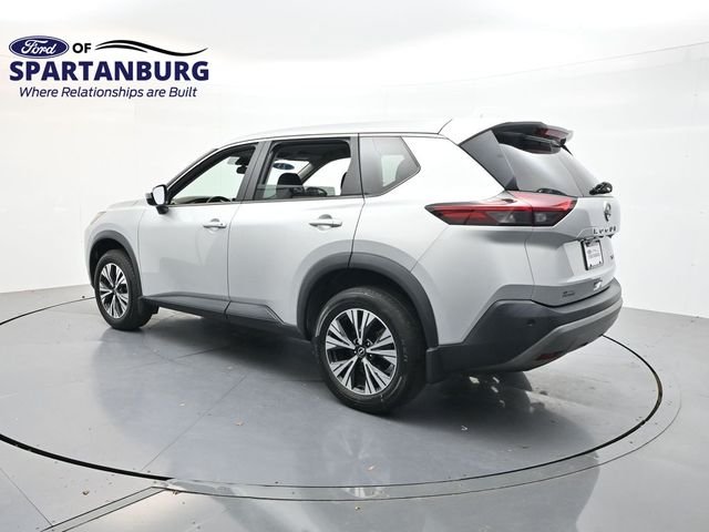 Used 2023 Brilliant Silver Metallic Nissan SV image 4