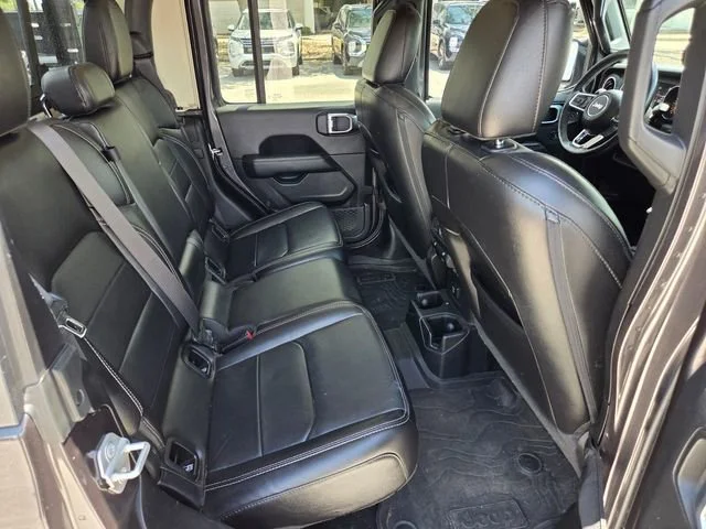 Used 2020 Gray Jeep Overland image 13