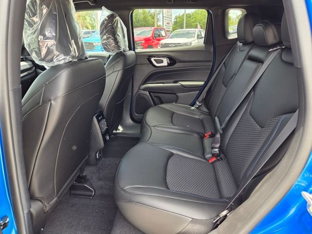 New 2026 Hydro Blue Pearlcoat Jeep Latitude image 13