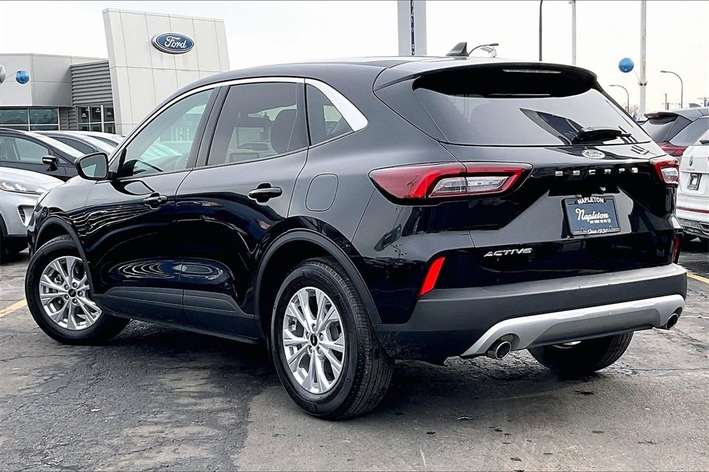 2023 FORD ESCAPE - Image 8