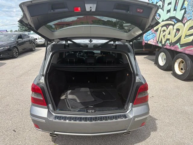 Used 2012 Gray Mercedes-Benz GLK 350 image 20
